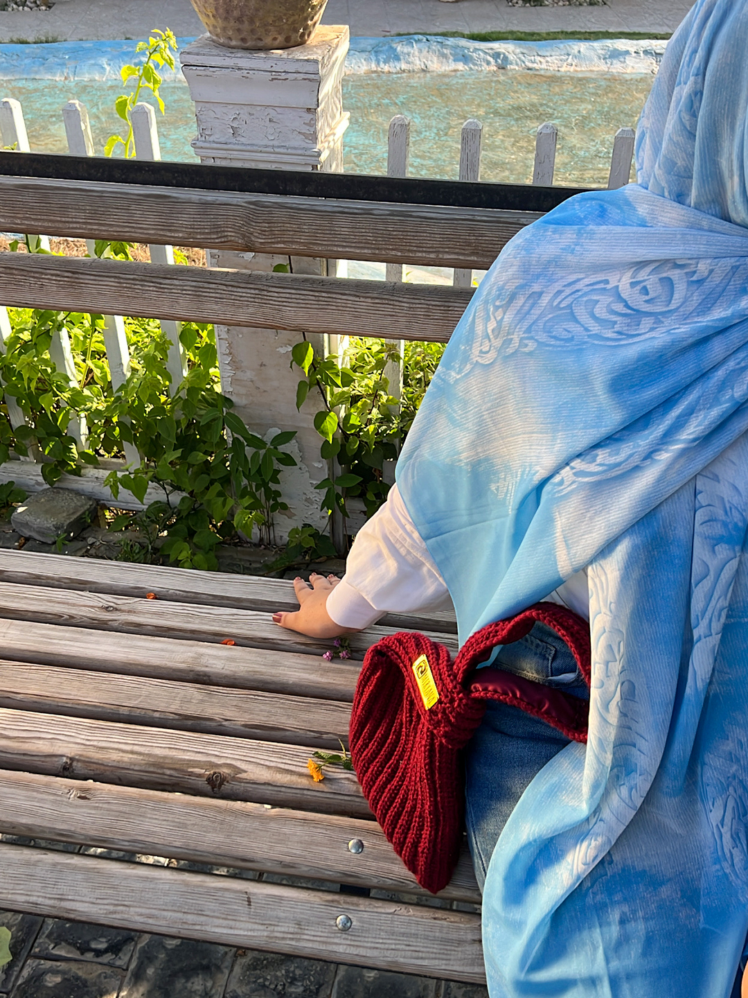 17 Mira Twist Handle Bag – Burgundy - Image 4