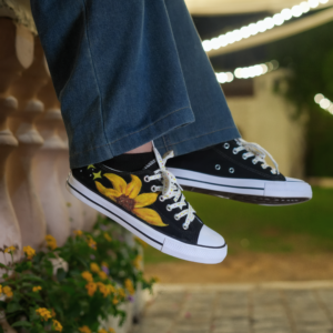 Mira Sunshine Step – Noir Field