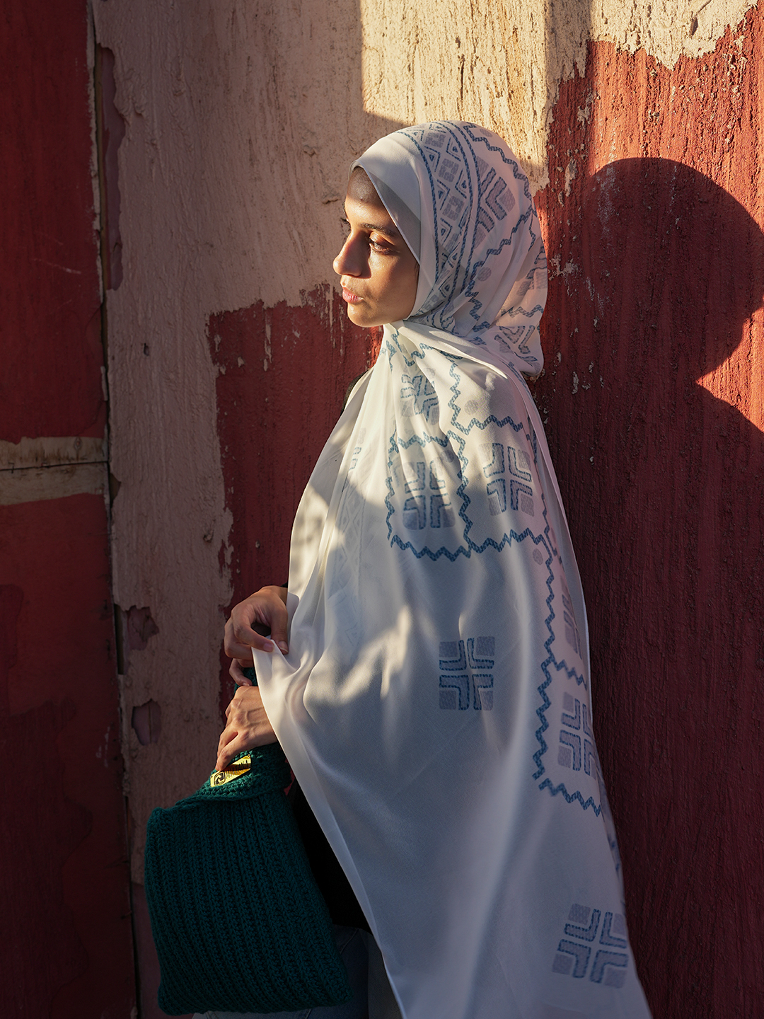 31 Miryana Denim Touch Scarf – Pearl Glow